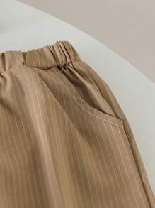 SHEIN Vintaside Kids 4-7 岁男童春秋衬衫套装，米色和棕色领扣长袖开衫上衣和条纹裤套装，优雅简约的返校装，四季皆宜