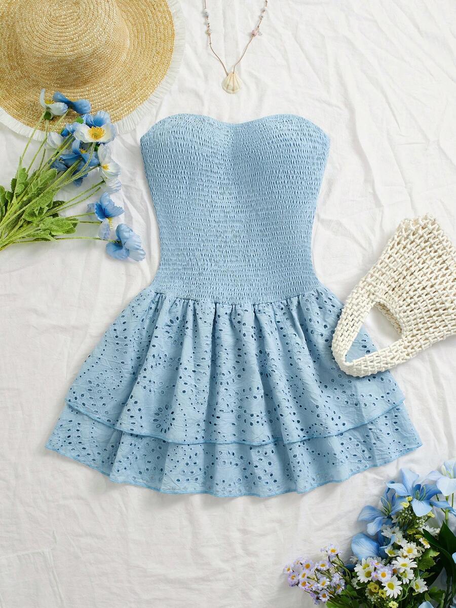 SHEIN Unity 海军蓝度假风褶皱无袖紧身胸衣腰部收紧镂空刺绣荷叶边下摆优雅连衣裙 - 淺藍色 - 查看 1