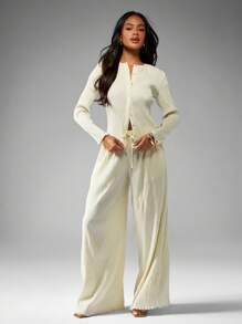 MISSGUIDED Conjunto de dos piezas de resort con pantalón palazzo de pierna ancha y cárdigan abotonado de manga larga, en estilo plisado y texturizado