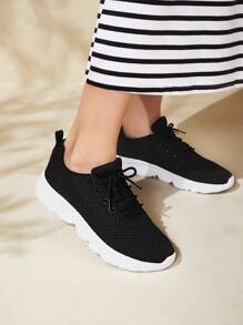 CUCCOO BASICS Sapatos femininos Moda Confortável Leve Corrida Ao Ar Livre Tênis Preto para Férias de Verão, Sapatos Esportivos de de Verão, Sapatos Casuais, De Volta às Aulas, Sapatos de Estudante Universitário, Sapatos de Natal, Outono, Ano Novo e Férias