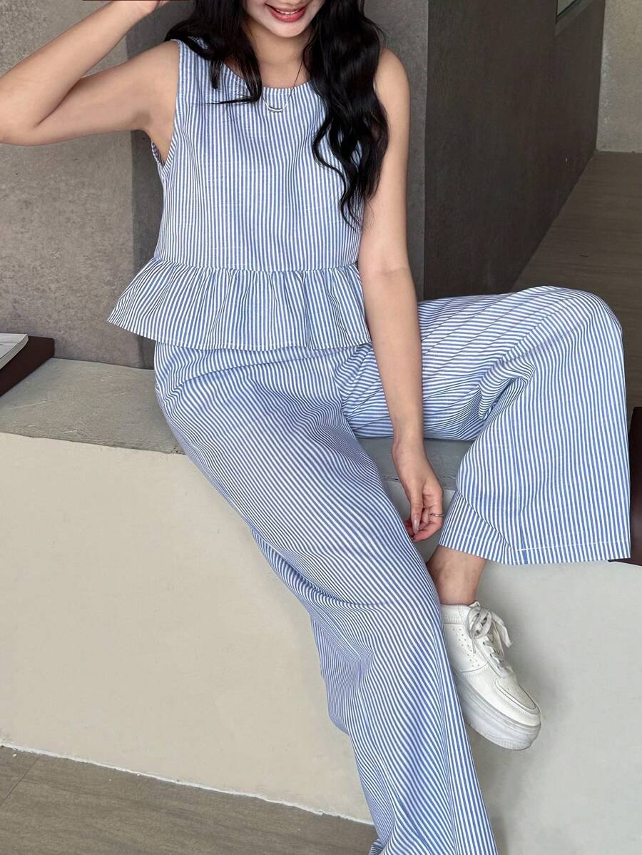 SHEIN TEENGIRL 2 Pieces Casual Set: Loose Fitting Blue & White Striped Sleeveless Top And Long Pants, Suitable For Vacation And Minimalist Style Two Piece Women Sets Girl Co Ord Sets Striped Two Piece Set Casual Two Piece Set Teen Outfit Two Piece - Blue and White - View 1