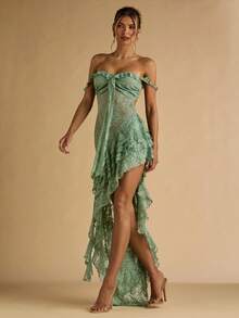 SHEIN BAE Robe verte à fines bretelles pour femmes, avec encolure drapée, dos nu, volants et garniture en dentelle florale 3D. Robe élégante pour vacances à la plage, robe d'été