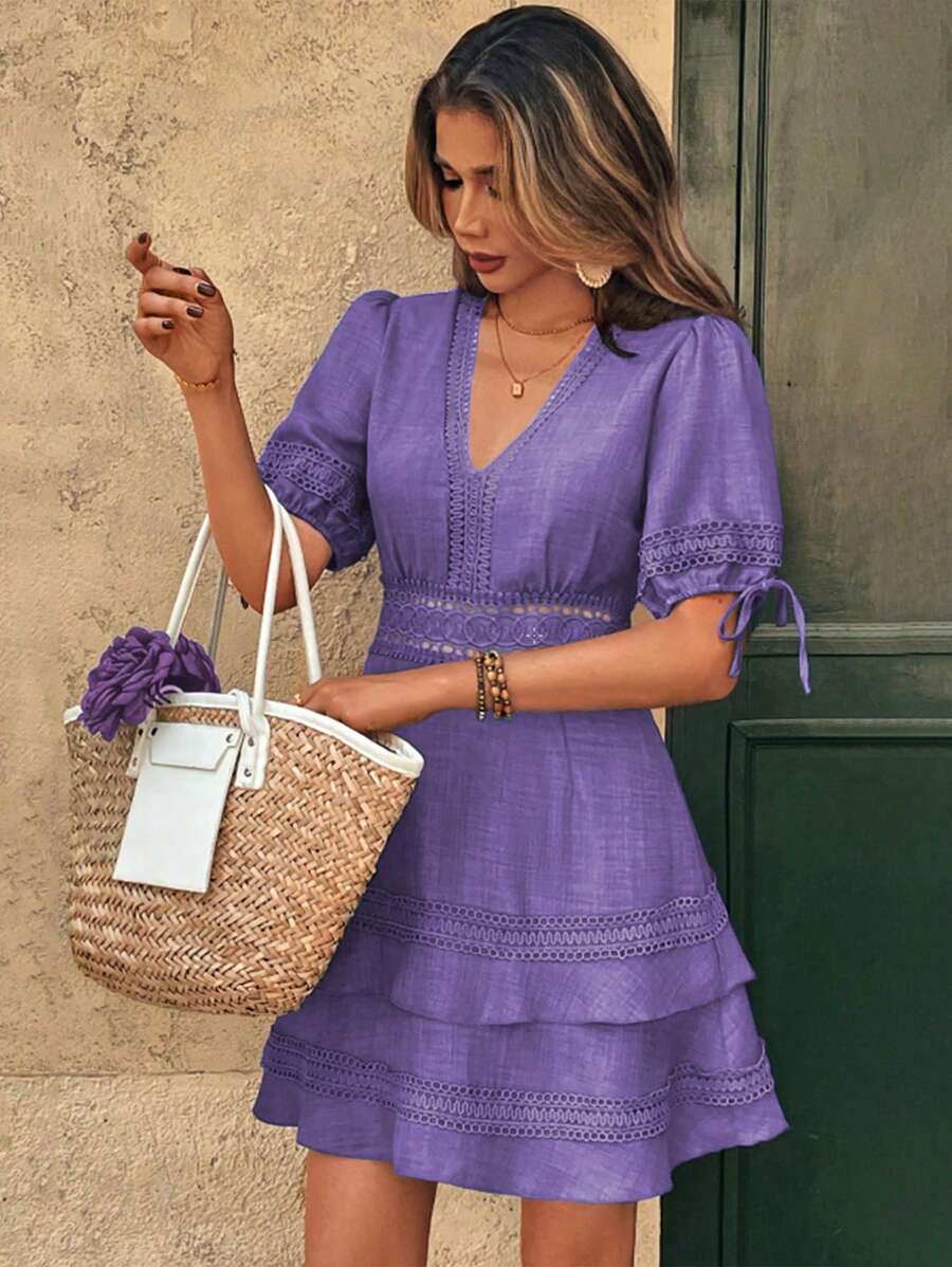 SHEIN Clasi 女式蕾丝拼布 V 领镂空腰喇叭袖迷你连衣裙，夏季 - 紫色 - 查看 1