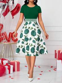 SHEIN Clasi 女士圆领短袖休闲花卉印花连衣裙，情人节优雅之选