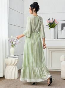 Yasmyna Vestido árabe de mujer con mangas 3/4 y bajo acampanado