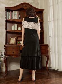 Élégant Nuisette de femme à pois français et nœud papillon