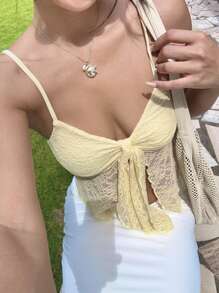 SHEIN Unity 黄色蕾丝碎花透明面料扭结前部不对称下摆露背吊带背心，优雅可爱性感，适合度假、海滩、派对、日常生活、约会、夏季女士穿着 - 黃色 - 查看 4