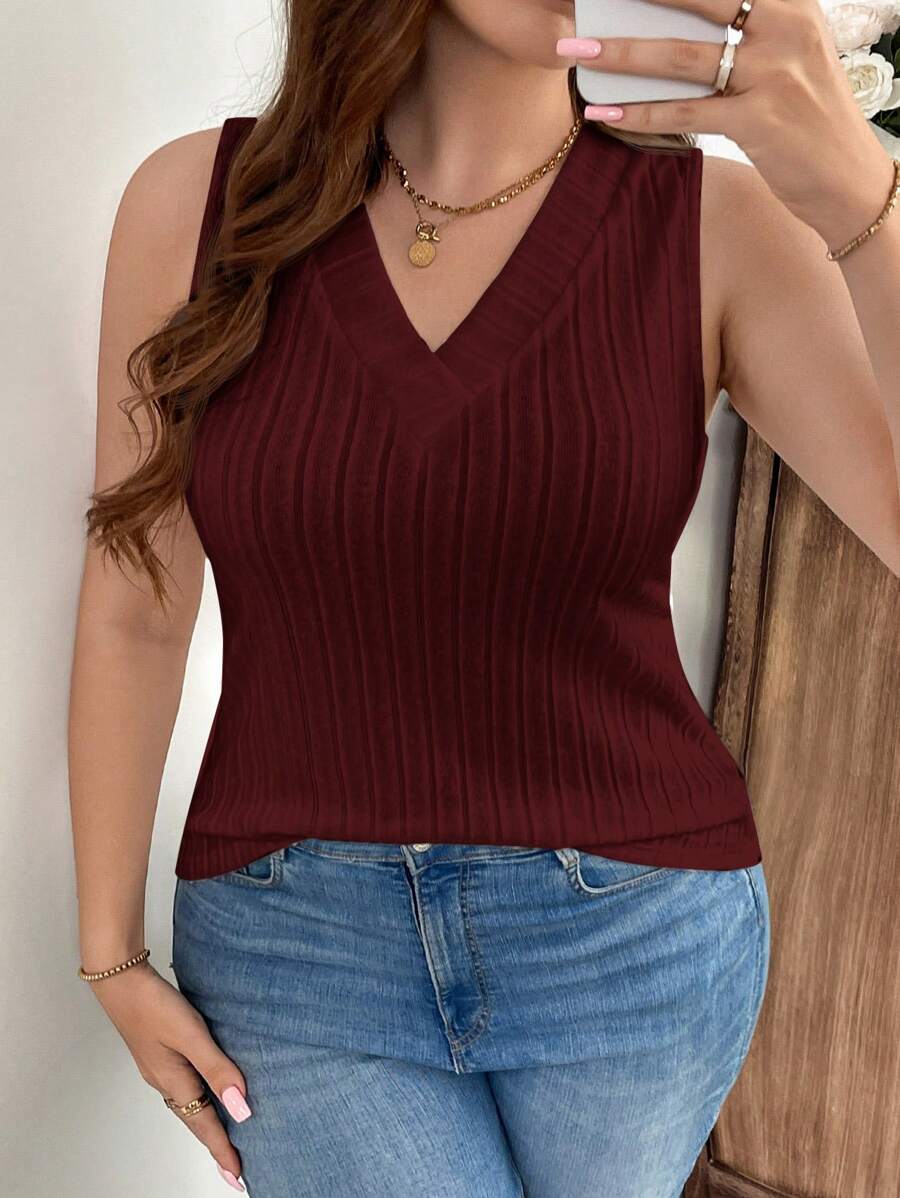 SHEIN LUNE Camiseta sin mangas y camiseta de tirantes de talla grande con cuello en V y tacto suave, versátil