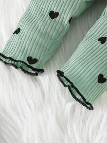 SHEIN Baby Girl Heart Print Contrast Lettuce Binding Tee & Pants