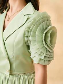 SHEIN 少女两件套：优雅 3D 花卉装饰短袖夹克 + 针织百褶裙套装 - 綠色 - 查看 7