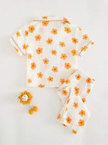 Cozy Pixies Bộ 2 món áo cardigan tay ngắn cổ ve họa tiết hoa cho bé gái và quần cạp chun - Màu be - Xem 2