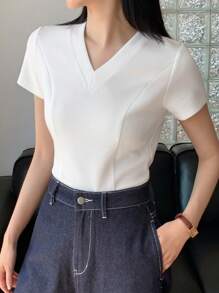 DAZY 女士夏季百搭时尚休闲V领短袖T恤 - 白色 - 查看 4
