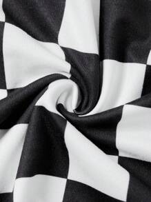 SHEIN EZwear Plus Size Women Slim-Fit Checkerboard Print Dress For Summer - Black and White - View 5