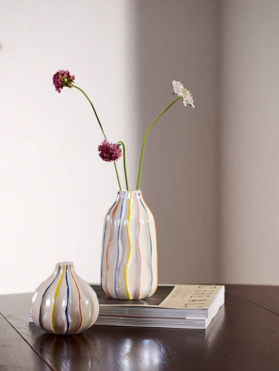 Cirelle 彩色条纹陶瓷花瓶，手工制作的装饰花瓶，适合客厅、玄关、卧室、书桌，现代波西米亚风格家居装饰，是送给老师、父母、朋友、同学的完美礼物 - 彩色 - 查看 1