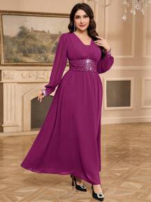 Modelyn Vestido elegante de talla grande con apliques de cristales en un unicolor