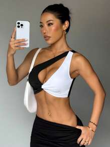 SHEIN Sports 女士撞色单肩镂空日常健身运动文胸 - 黑與白 - 查看 5
