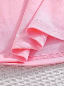 小女孩两件套卡通印花圆领短袖T恤和短裤 - 彩色 - 查看 6