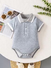 SHEIN 男婴提花针织Polo领短袖连体衣，童装，婴儿服装，适合外出、聚会、夏季穿着，男女宝宝通用款 - 淺灰色 - 查看 11