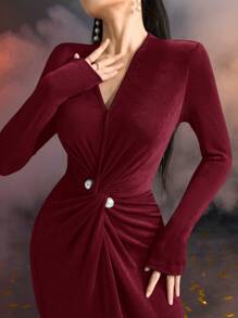 Modelyn Vestido elegante de color liso con cuello en V, manga larga, drapeado y dobladillo cruzado para mujer - Burdeos - Ver 3