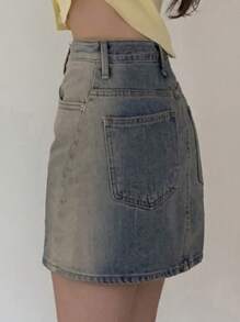 DAZY Light-Colored Washed Gradient Elastic Slim-Fit Denim Mini Skirt, Summer Jeans Skirt - Light Wash - View 3