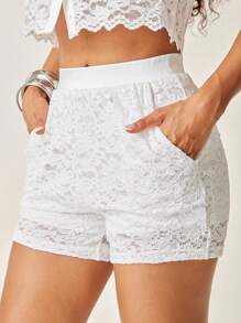 Vixey 全衬里蕾丝短裤，配撞色缎面弹性腰带，夏季、秋季、约会之夜、全白派对老钱风格 - 白色 - 查看 5