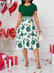 SHEIN Clasi 女士圆领短袖休闲花卉印花连衣裙，情人节优雅之选