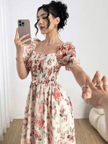 Modelyn 女式法式方领数码印花透视短袖连衣裙