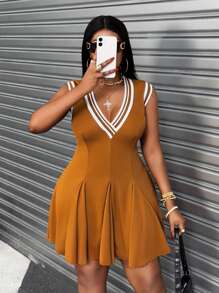 Maweii 大码女式性感深V领无袖飘逸荷叶边连衣裙