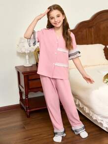 SHEIN 女童短袖开衫和裤子蕾丝边睡衣套装 - 彩色 - 查看 4