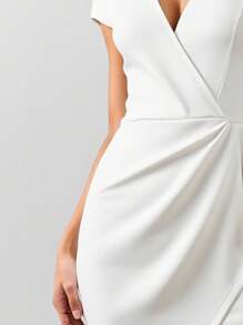 SHEIN Clasi 女士优雅纯色系腰中长裹身连衣裙 - 白色 - 查看 3