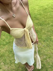 SHEIN Unity 黄色蕾丝碎花透明面料扭结前部不对称下摆露背吊带背心，优雅可爱性感，适合度假、海滩、派对、日常生活、约会、夏季女士穿着 - 黃色 - 查看 5