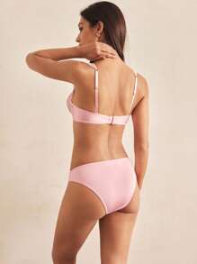 Charlaine 2 件浪漫优雅 1/2 罩杯钢圈半罩杯性感文胸套装，带仿珍珠、花卉蕾丝荷叶边细节、三角形性感内裤，粉色 - 粉色 - 查看 3