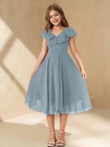 SHEIN 青少年女孩优雅简约时尚 V 领荷叶边无袖高腰中长款纯色雪纺面料蓝色连衣裙，夏季女孩毕业/婚礼花童礼服 - 淺藍色 - 查看 7