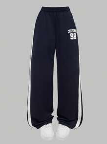 SHEIN Girlism 三件套：深蓝色撞色字母印花套头连帽衫，休闲运动裤，时尚、基本款、日常、百搭；纯蓝色纹理字母印花圆领宽松短袖 T 恤，适合各种运动场合、返校装、学院风、节日家庭户外野餐 - 藍白色 - 查看 9