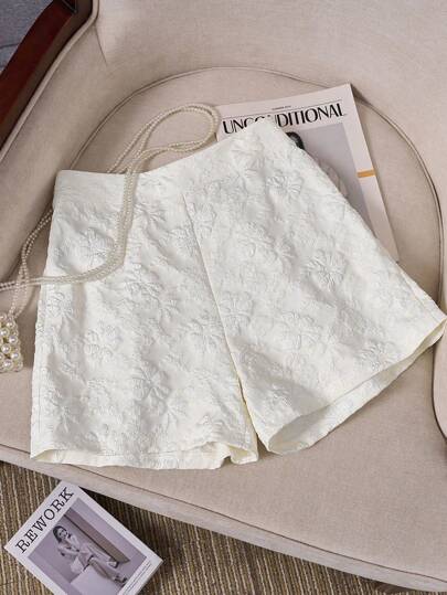 GlowEve CURVE Shorts casuales de verano versátiles de talla grande, elegantes y de unicolor en jacquard