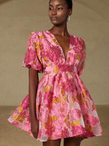 BELROSIE Vestido de línea A con escote en V profundo, cintura entallada, mangas de pétalos y estampado floral de jacquard de organza elaborado para mujer - Rosa - Ver 6