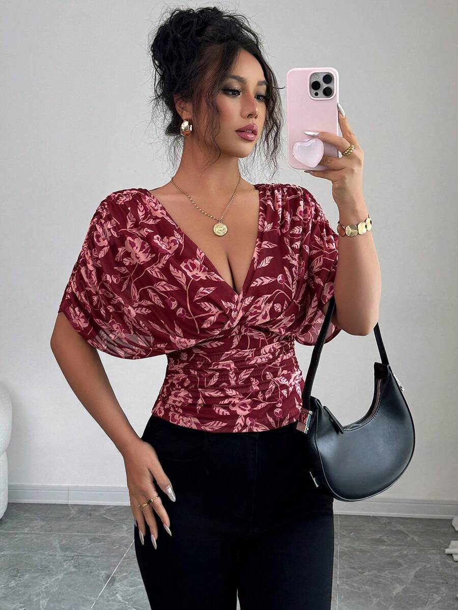 Selianne Women's Summer Floral Print Batwing Short Sleeve Pleated Fashionable Blouse - Burgundy - View 1
