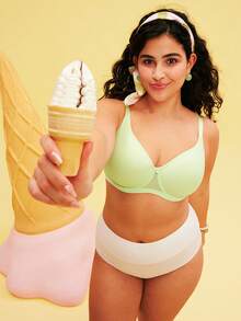 LUVLETTE حمالة صدر مصغرة ذات تغطية كاملة وتهوية خفيفة من الشبك المنفذ للهواء باللون الأخضر، راحة وأناقة بسيطة - أخضر - مشاهدة 7