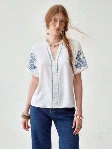 Florisole Casual Elegant Floral Embroidered V-Neck Puff Sleeve Loose White Blouse For Women, Comfortable Breathable Fabric, Suitable For Daily, Holiday And Summer - White - View 7
