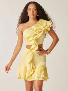 Vixey One Shoulder Layered Ruffle Detail Shirred Back Top - Yellow - View 4