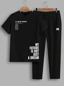 Manfinity VCAY 2 pezzi di maglietta a maniche corte con stampa di lettere a collo tondo a maglia e vestibilità regolare per uomo, pantaloni casual dritti o joggers con vita media adatti all'uso quotidiano, primavera ed estate