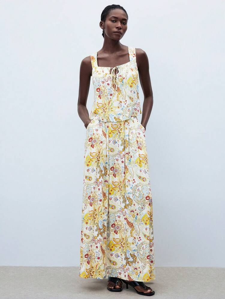 SHEIN Maija Women Paisley Print Sleeveless Blouse, Fashionable Boho Chic Casual Summer Vacation Wear, Comfortable Fitted Cut-Out Bowknot Decor Design All-Match Summer Clothing For All Seasons, Modern Holiday Fashion Design, Comfortable Beach Beach Clothing, Bohemian Style, Isabi Island Holiday Wear, Summer Dopamine Holiday Wear, Ins Same Style Holiday Style, Exotic Atmosphere, Country Concert, Western Style Clothing