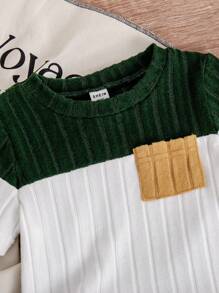 SHEIN Vintaside Kids Bộ 2 quần áo màu xanh lam và trắng có gân cho bé trai mới biết đi, trang phục thoải mái, phù hợp cho mọi hoạt động, thường ngày mùa hè - Nhiều màu - Xem 5