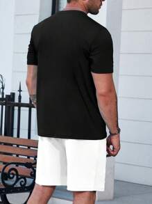 Manfinity LEGND Plus Size Classic Black & White, A Must-Have Outfit! This Sportswear Set Features A Black T-Shirt Paired With White Shorts, With An Angel And Bird Pattern Symbolizing Hope And Freedom. Comfortable Fabric Suitable For Daily Wear And Workouts. The "WASHINGTON 1990" Text Adds A Vintage Touch. Wear It To Showcase Your Unique Style And Bring Vitality To Every Day! - Multicolor - View 2