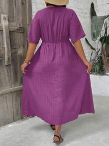 SHEIN VCAY 大码女式休闲纯色V领短袖连衣裙