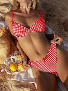 Swim Mod Nuovo e dolce costume da bagno da donna con stampa a quadretti rossi e bianchi casuali, cinturini a spaghetti con fiocco e parte superiore, e parte inferiore a vita alta con stampa a quadretti blu e bianchi casuali