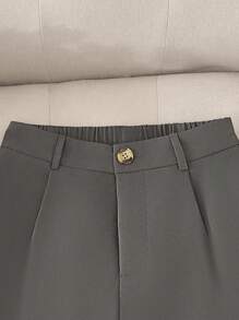 Flirla Pantalones cortos simples de unicolor para uso diario, talla grande - Gris Oscuro - Ver 3