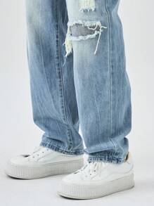 Manfinity Hypemode Men's Ripped Jeans Light Wash Denim Casual Modern Style Distressed And Stacked Design Long - Light Wash - View 7