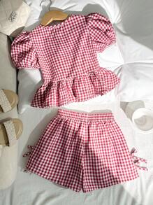 SHEIN 女童休闲腰部蝴蝶结荷叶边衬衫和短裤套装，舒适简约的设计