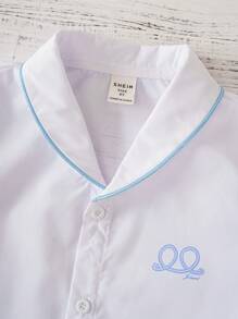 Joliand Joliand Set de 2 piezas para niños pequeños que consta de una camisa elegante y urbana con rayas verdes y pantalones cortos color caqui, incluye moño color rosa, adecuado para bodas, fiestas, salidas, picnics, verano